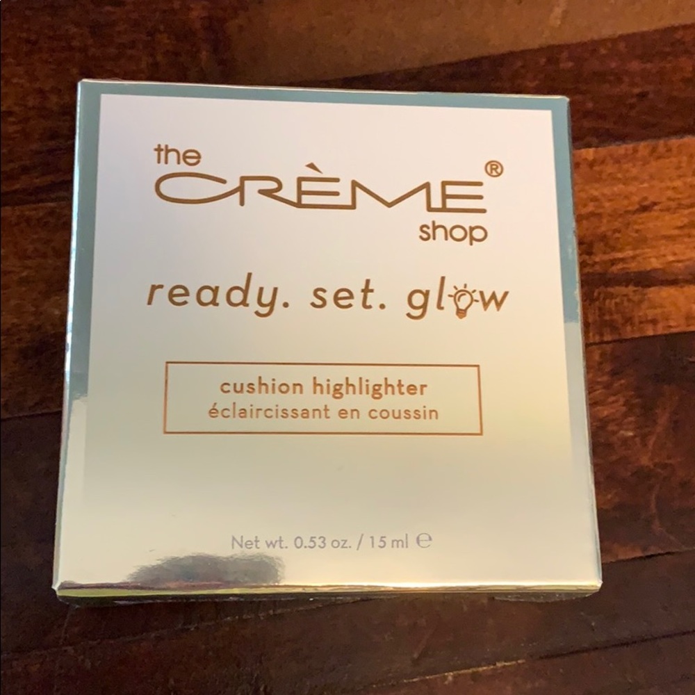 The creme shop cushion highlighter